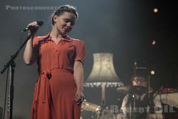 EMILIANA TORRINI - 2009-01-30 - PARIS - Le Bataclan - 